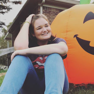 Meet your Posher, Devin